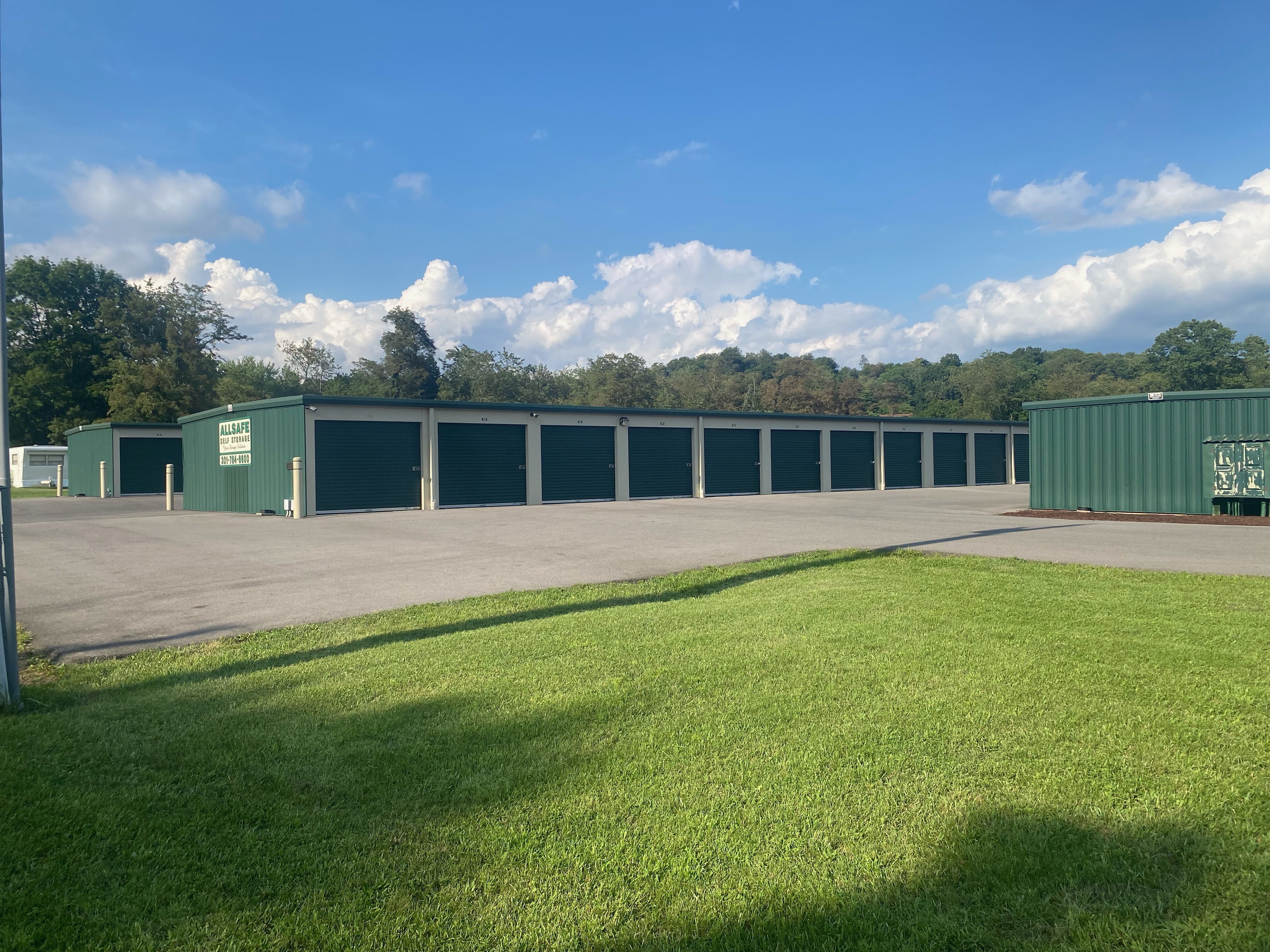 Midlothian, MD storage units